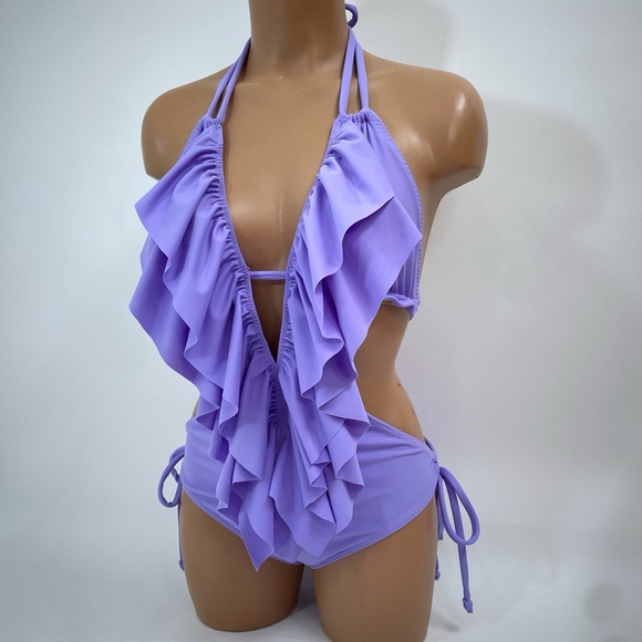 One piece ruffle swimsuit - Picture 6 of 7